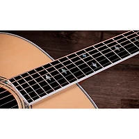 Taylor 810e Legacy Dreadnought Acoustic-Electric Guitar Natural