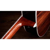 Taylor 815e Legacy Jumbo Acoustic-Electric Guitar Natural