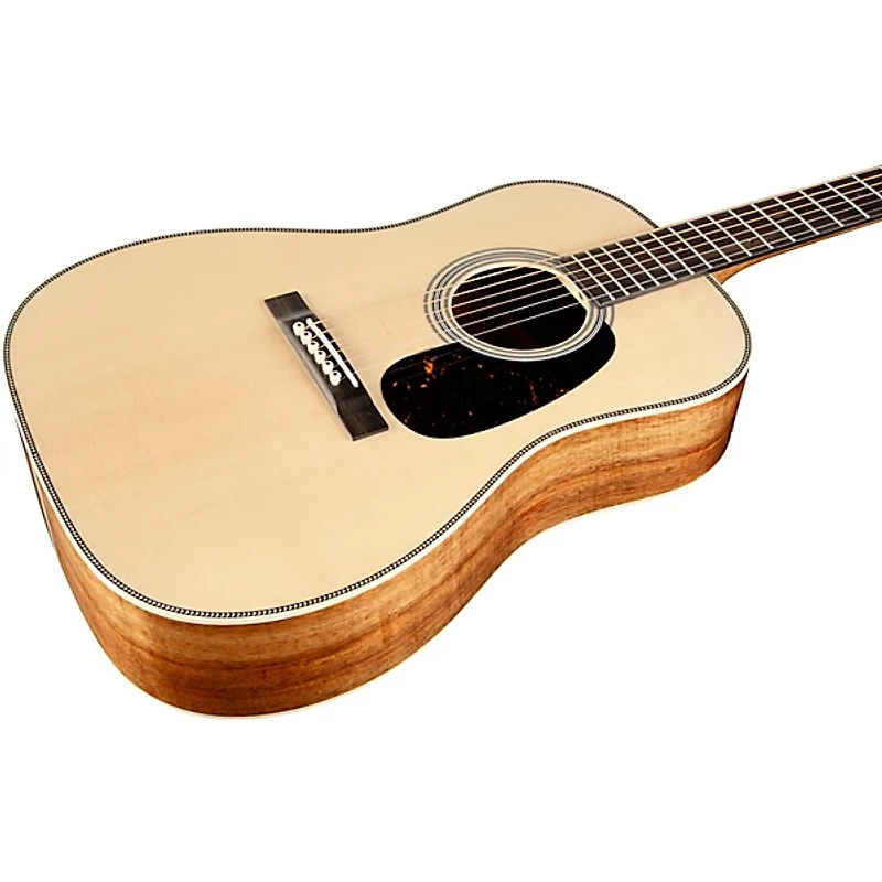 Martin O'ahu HG-28 Special-Edition Acoustic Guitar Natural