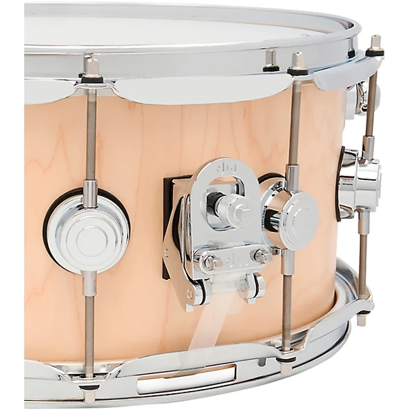 DW Collectors Series 333 Satin Oil Maple Snare Drum With Chrome Hardware 14 x 6.5 in.