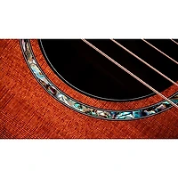 Taylor Custom Sinker Redwood-Black Limba Grand Auditorium Acoustic-Electric Guitar Natural