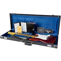 Fender Custom Shop Custom Deluxe Stratocaster NOS Limited-Edition Electric Guitar