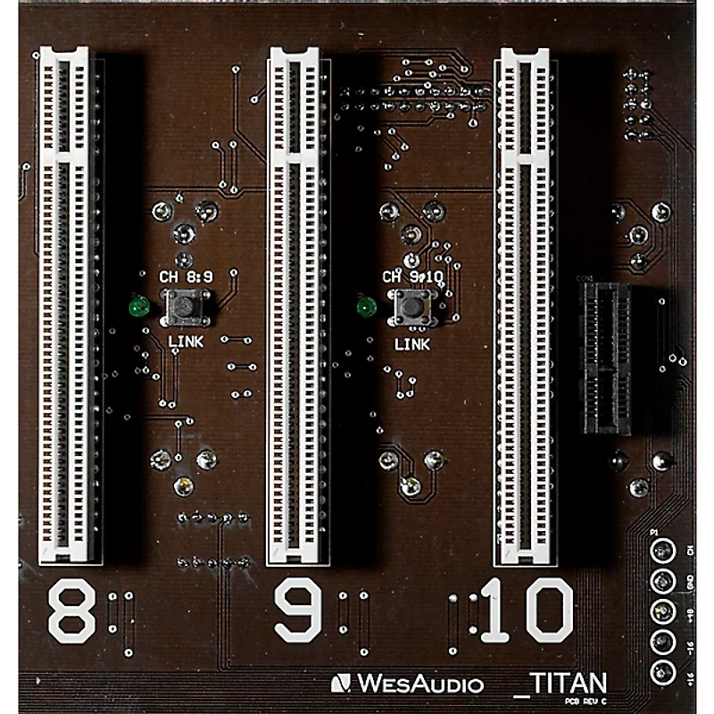 WesAudio _TITAN 10-slot NG500 Recall Chassis