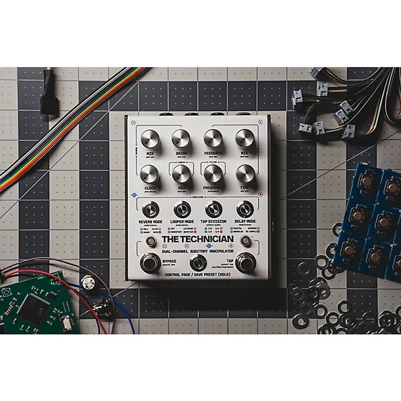 Matthews Effects The Technician Dual-Channel Audio Manipulator Effects Pedal White