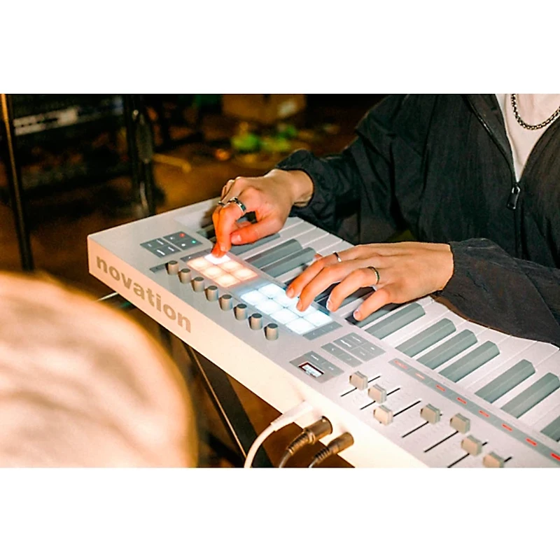Novation Launchkey 49 MK4 Keyboard Controller White