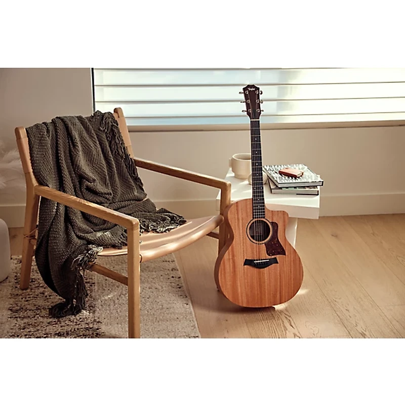 Taylor 24ce Grand Auditorium Acoustic-Electric Guitar Natural