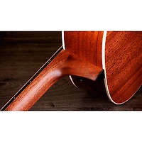 Taylor Gold Label 517e Grand Pacific Acoustic-Electric Guitar -