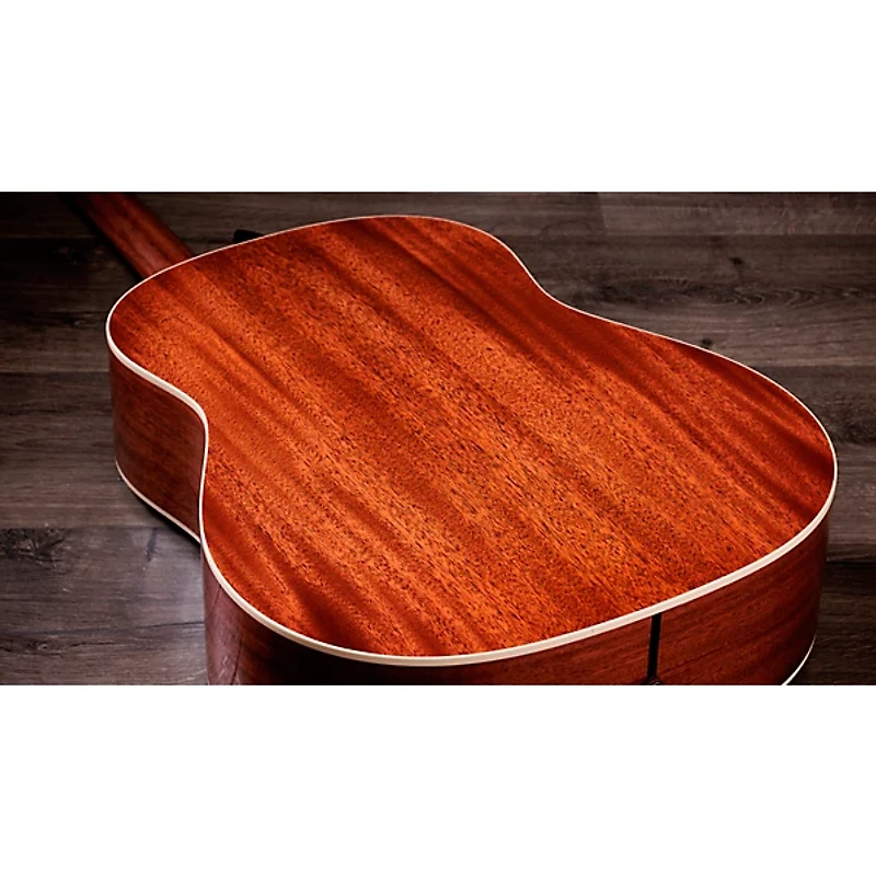 Taylor Gold Label 517e Grand Pacific Acoustic-Electric Guitar -