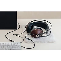 Meze Audio 99 Classics Walnut Silver Closed-Back Headphones