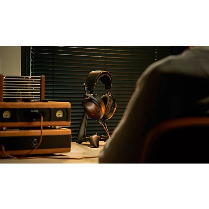 Meze Audio Liric Closed-Back Headphones