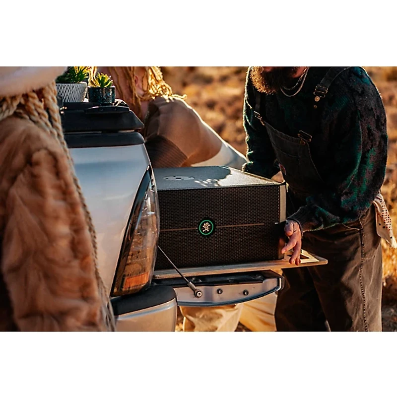 Mackie ThumpSub GO Battery-Powered Portable Subwoofer