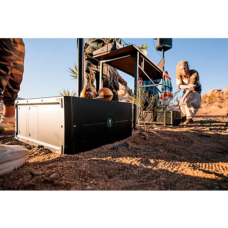 Mackie ThumpSub GO Battery-Powered Portable Subwoofer