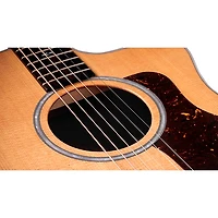 Taylor 214ce DLX Sunset Blvd Grand Auditorium Acoustic-Electric Guitar - Natural