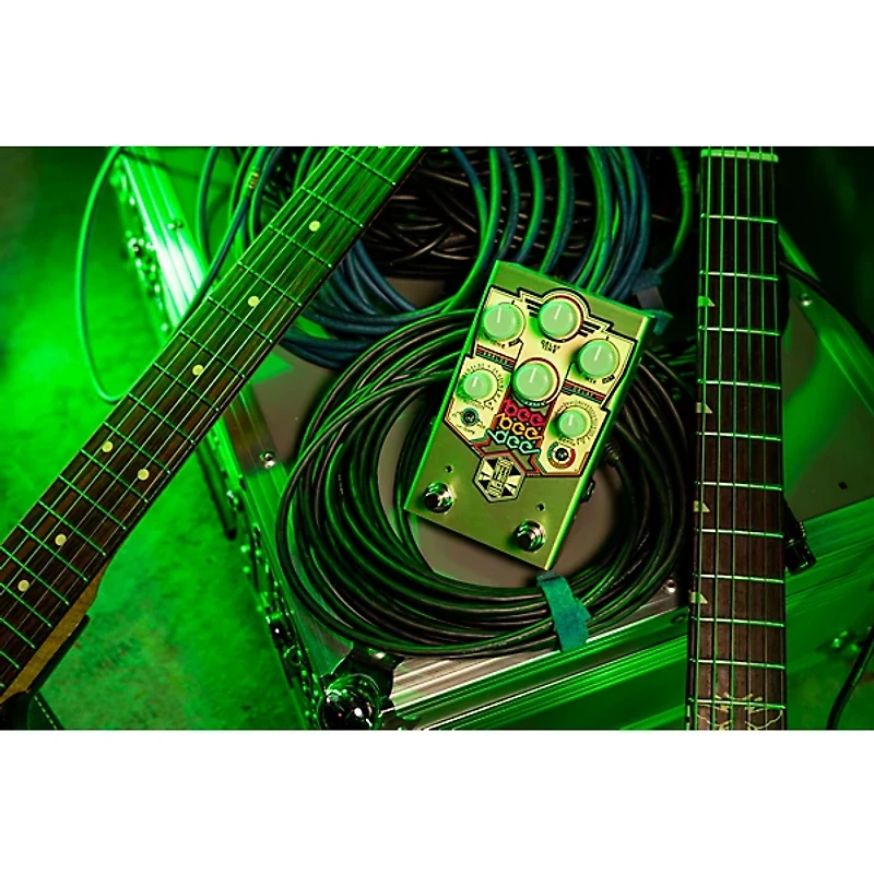 Beetronics FX BeeBeeDee Analog Delay Pedal - Green