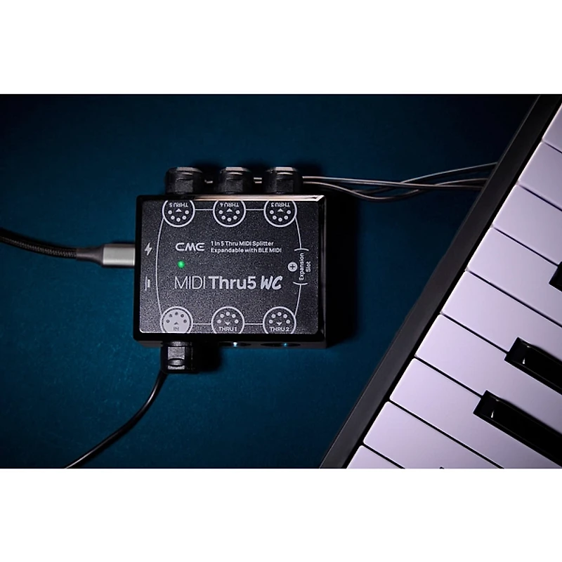 CME MIDI Thru5 WC MIDI Thru/Splitter Box