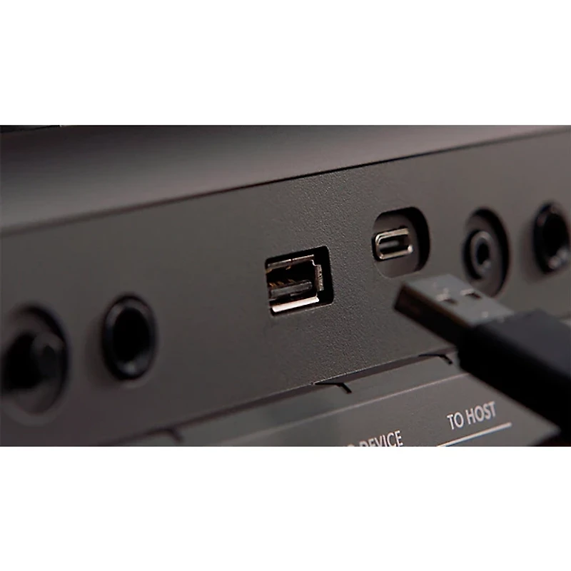 Yamaha PSR-E583 61-Key Portable Keyboard