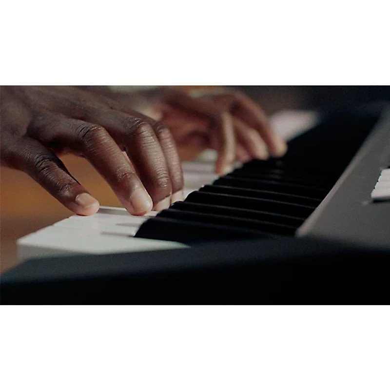 Yamaha PSR-E583 61-Key Portable Keyboard