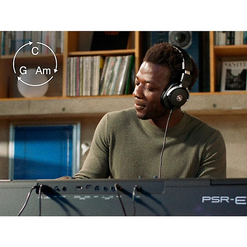 Yamaha PSR-E483 61-Key Portable Keyboard
