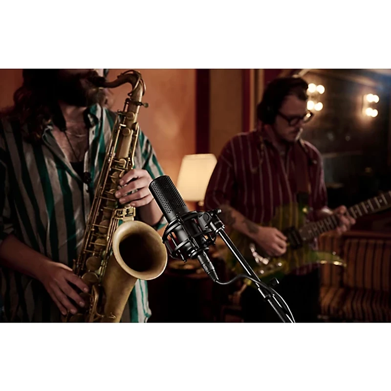 Shure KSM32C/SM Large-Diaphragm Cardioid Condenser Microphone