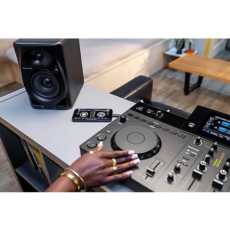 AlphaTheta XDJ-AN 2-Channel All-in-One DJ System