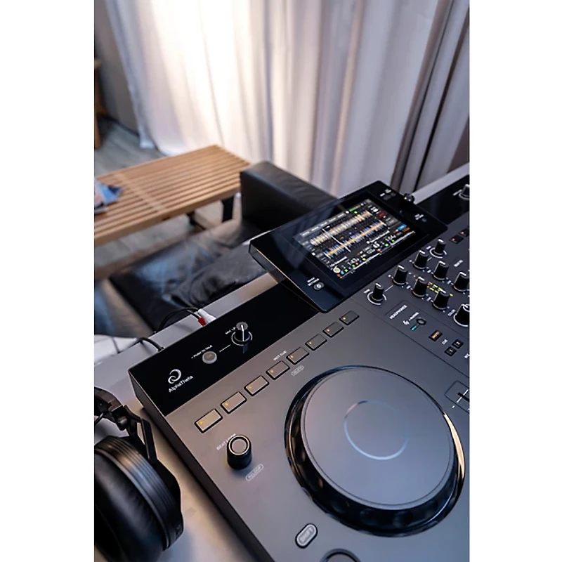 AlphaTheta XDJ-AN 2-Channel All-in-One DJ System
