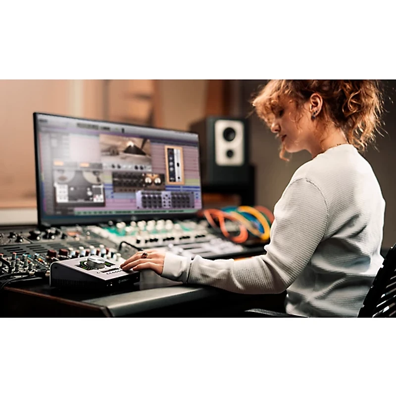 Universal Audio Apollo Twin X DUO Gen 2 Audio Interface With UAD Analog Classics Pro