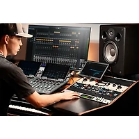 Universal Audio Apollo x8 Gen 2 Audio Interface With UAD Analog Classics Pro