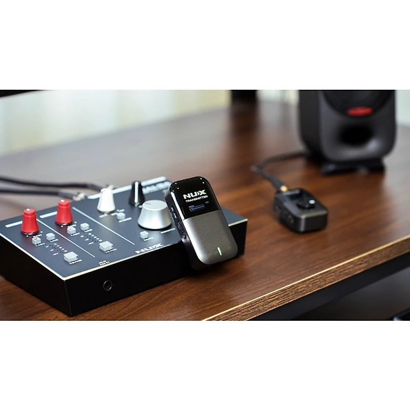 NUX C-7X4 Wireless In-Ear Monitor System