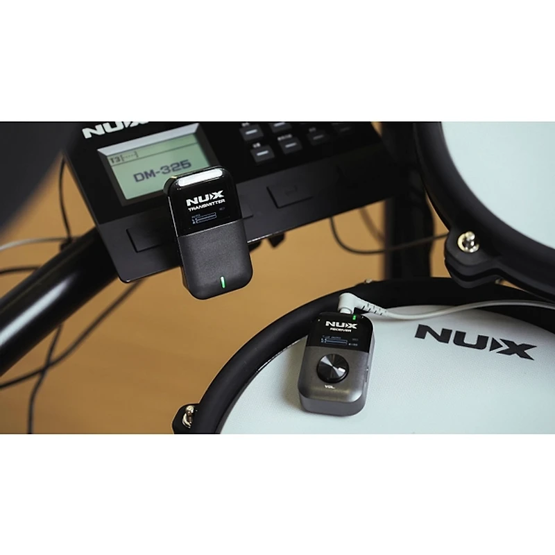 NUX C-7X4 Wireless In-Ear Monitor System