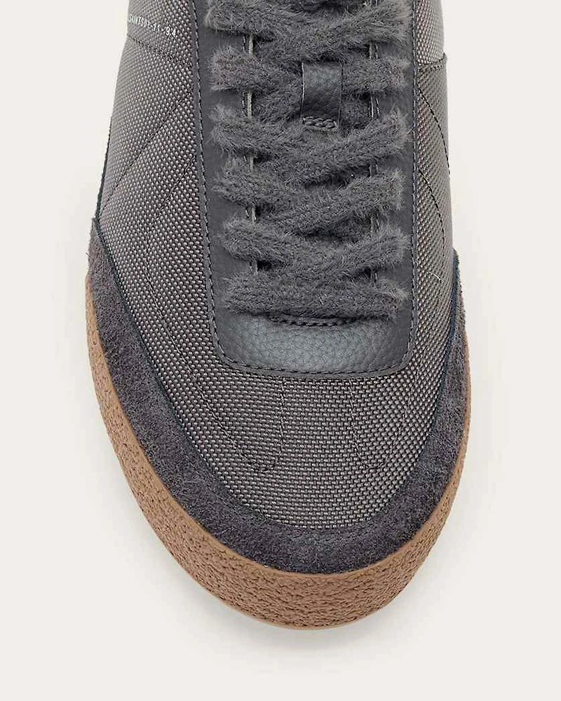 Harri Low Top Trainers