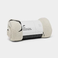 Nike Phoenix Cozy Boucle Blanket