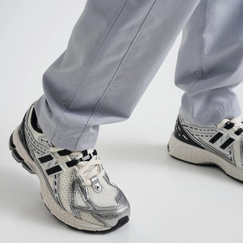 RIVAL WOVEN PANT