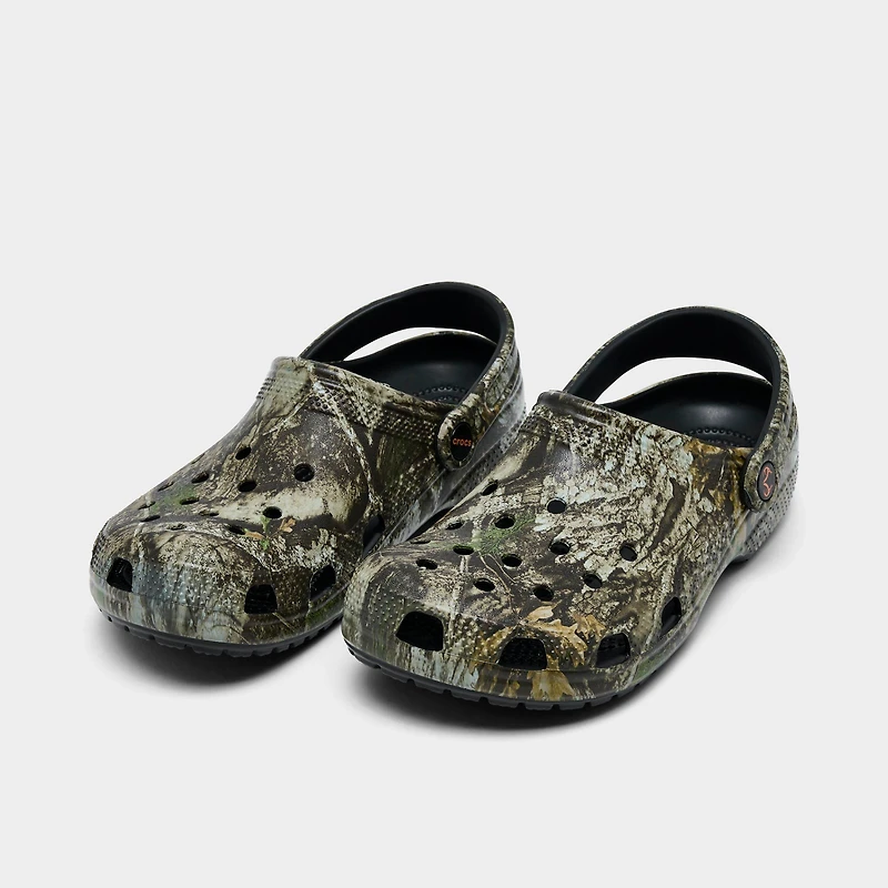 Big Kids' Crocs Realtree APX Camo Classic Clog Shoes