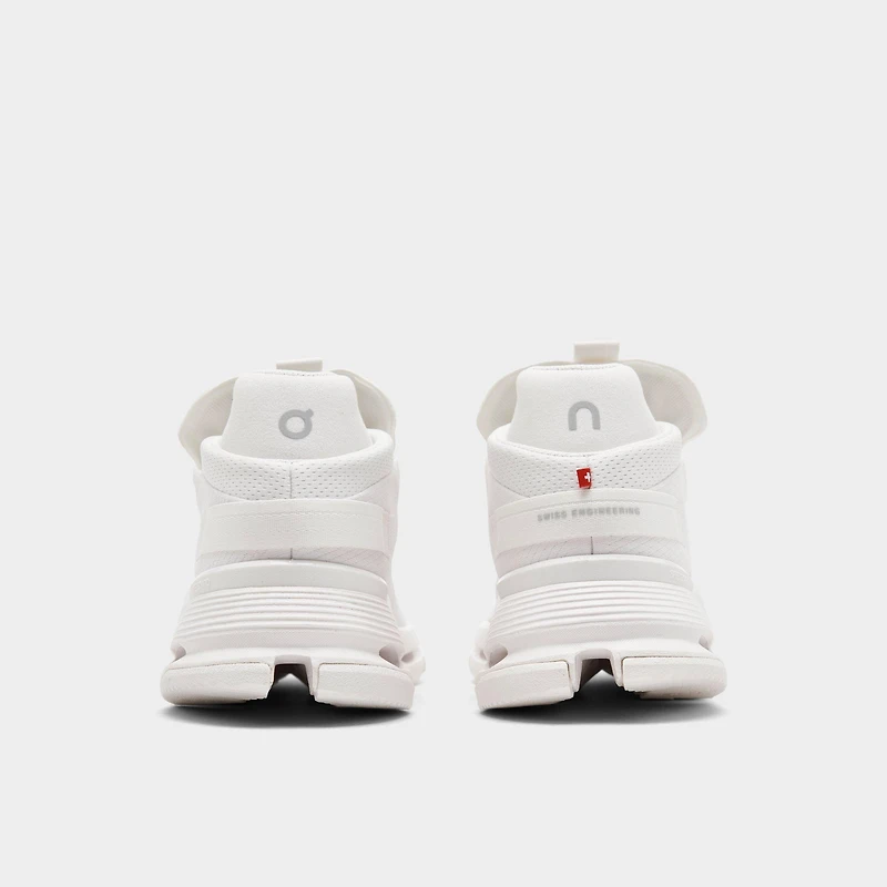 Women's On Cloudnova 2 Running Shoes