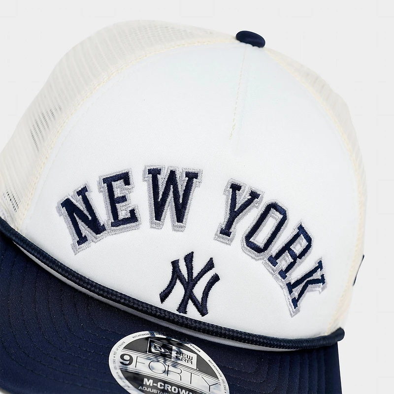 New Era New York Yankees MLB 9FORTY M-Crown Snapback Hat