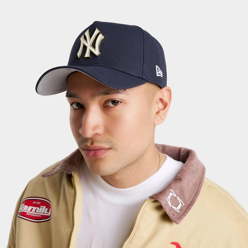New Era New York Yankees MLB Metal Logo 9FORTY A-Frame Snapback Hat