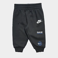 Infant Nike Globe Crewneck Sweatshirt and Jogger Pants Set