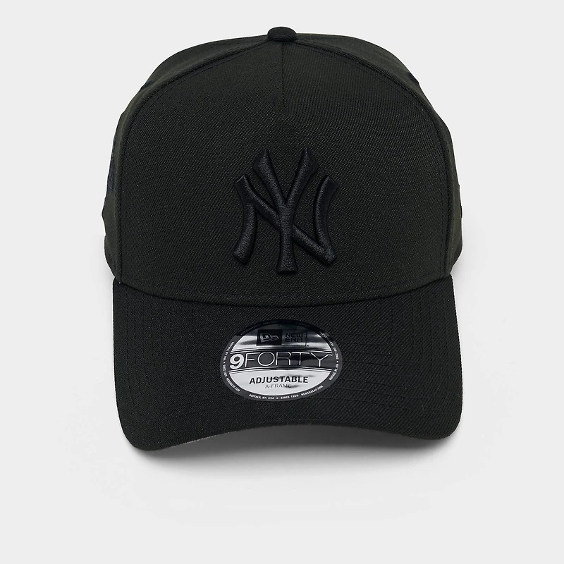 New Era New York Yankees MLB 9FORTY Black Snapback Hat