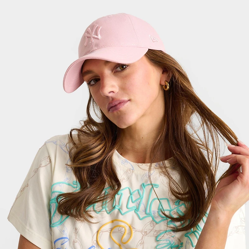 Women's New Era New York Yankees MLB 9TWENTY Strapback Hat