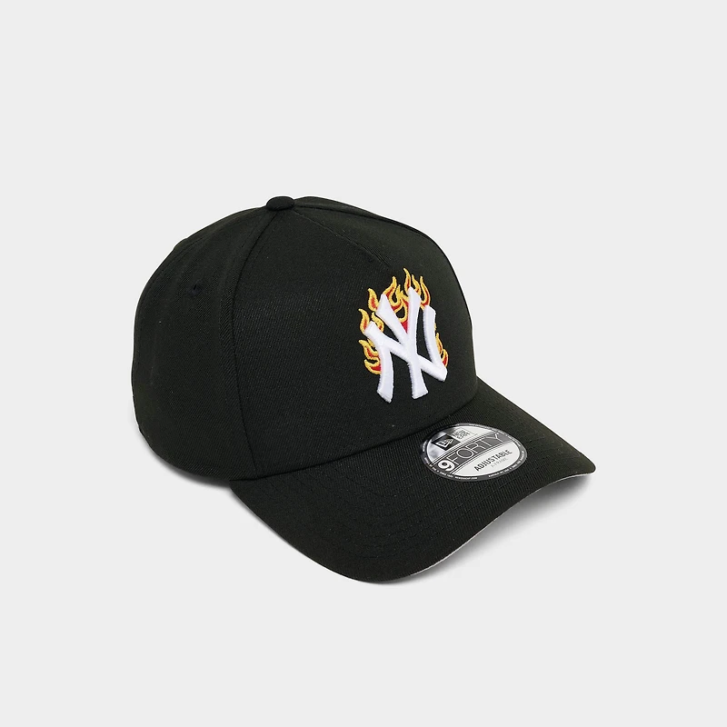 New Era New York Yankees MLB 9FORTY A-Frame Flames Snapback Hat