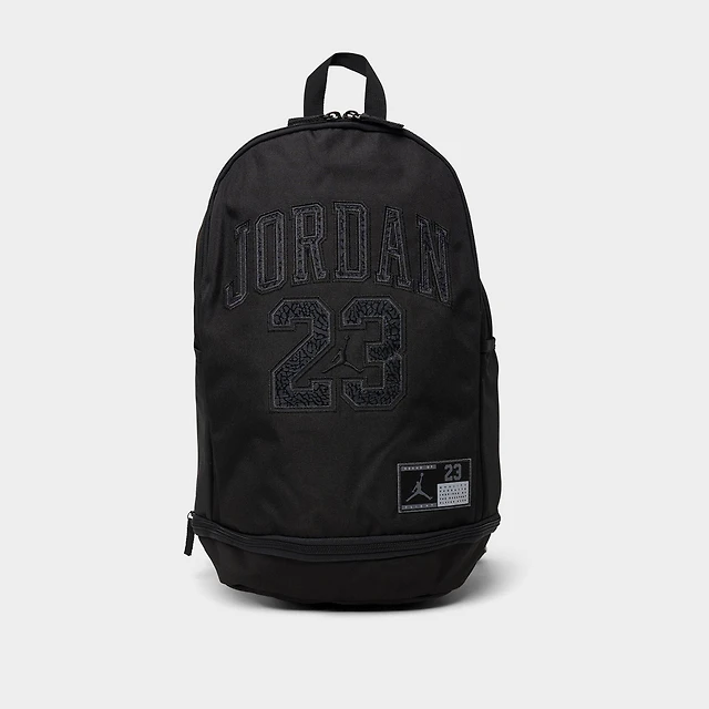 basketball bag nike backpack Varsity Elite (32L) Midnight Navy / Black Umeedfoundation Rn 56323 Bag Air Max technology on Type:Large-Lunker (19.7” x 13” x 10.6”) / Holds (8) 3700 Boxes Feature_Soft