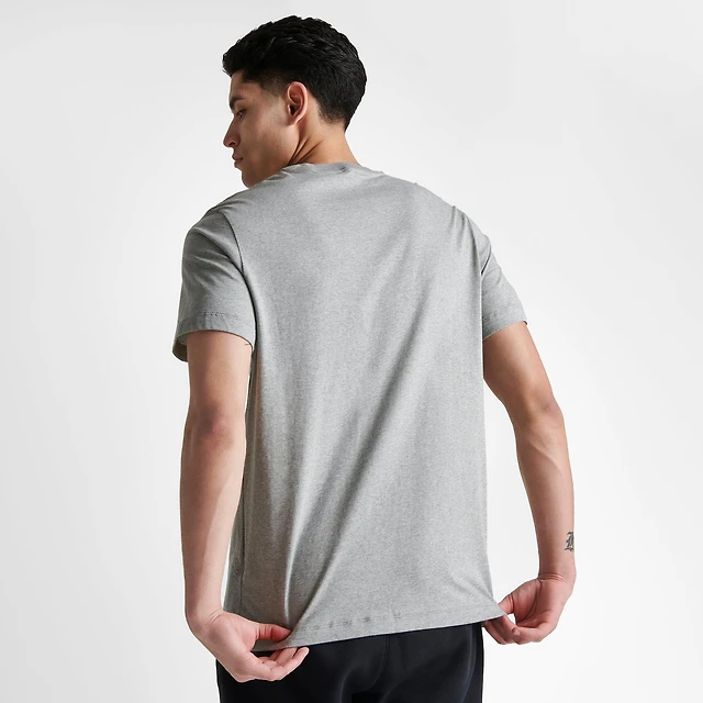 Nike Sportswear Club T-Shirt