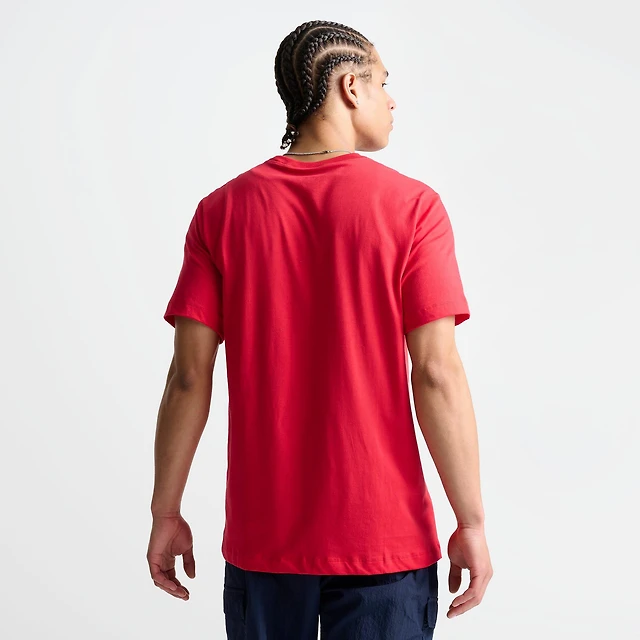 Nike Sportswear Club T-Shirt