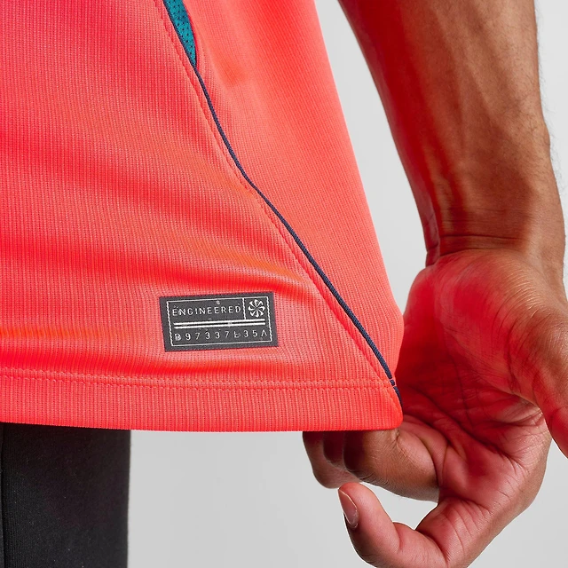 Nike Sportswear Club T-Shirt