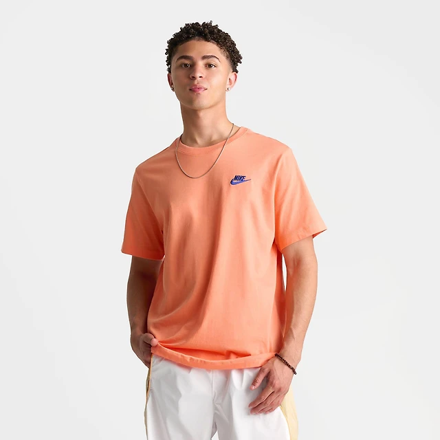 Nike Sportswear Club T-Shirt
