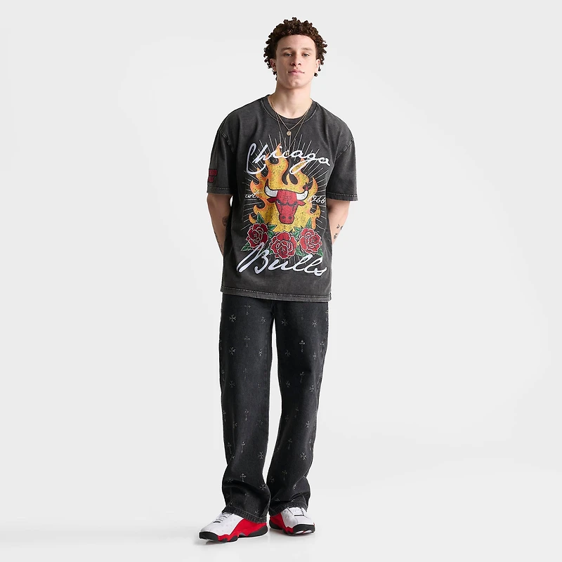 Men's Pro Standard Chicago Bulls NBA Fire And Roses T-Shirt