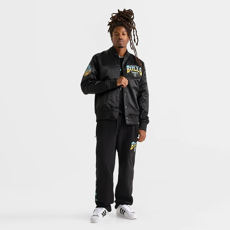 Men's Pro Standard Chicago Bulls NBA 6-Time Champs Satin Jacket