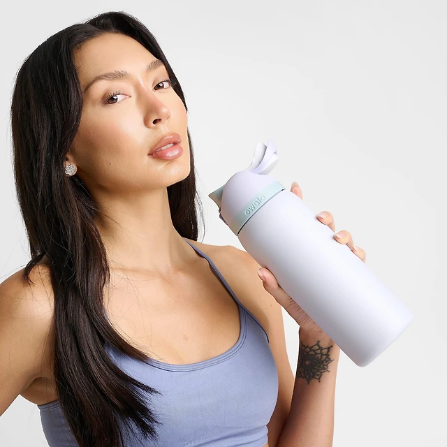 Owala FreeSip Water Bottle (32 oz)