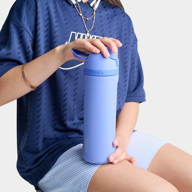 Owala FreeSip Water Bottle (24 oz)