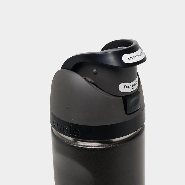 Owala FreeSip Water Bottle (24 oz)